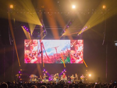 Alan Jackson tour photo