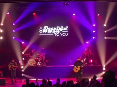 Big Daddy Weave tour photo
