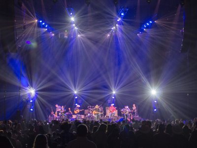 Alan Jackson tour photo