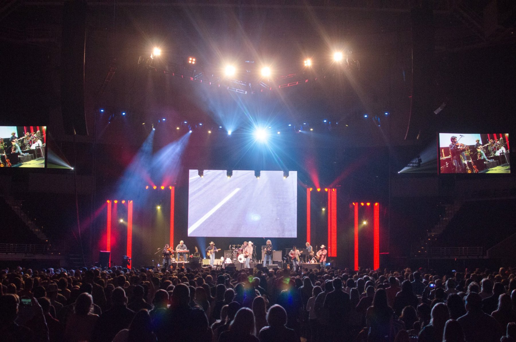 Alan Jackson tour photo
