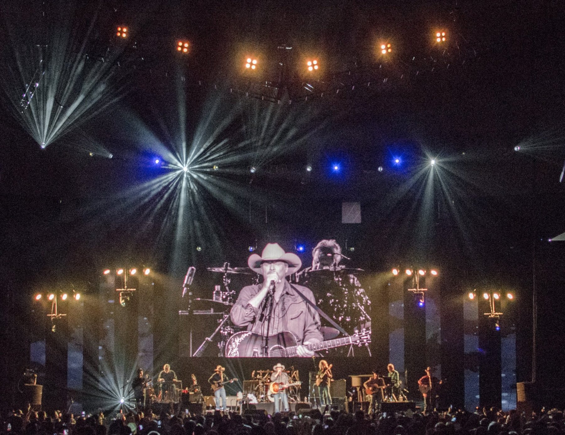Alan Jackson tour photo