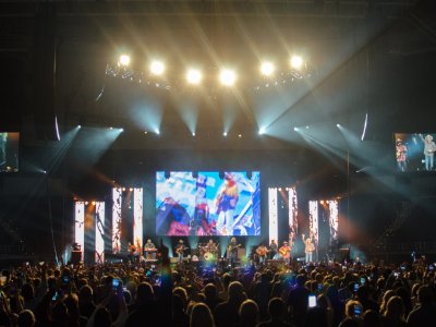 Alan Jackson tour photo