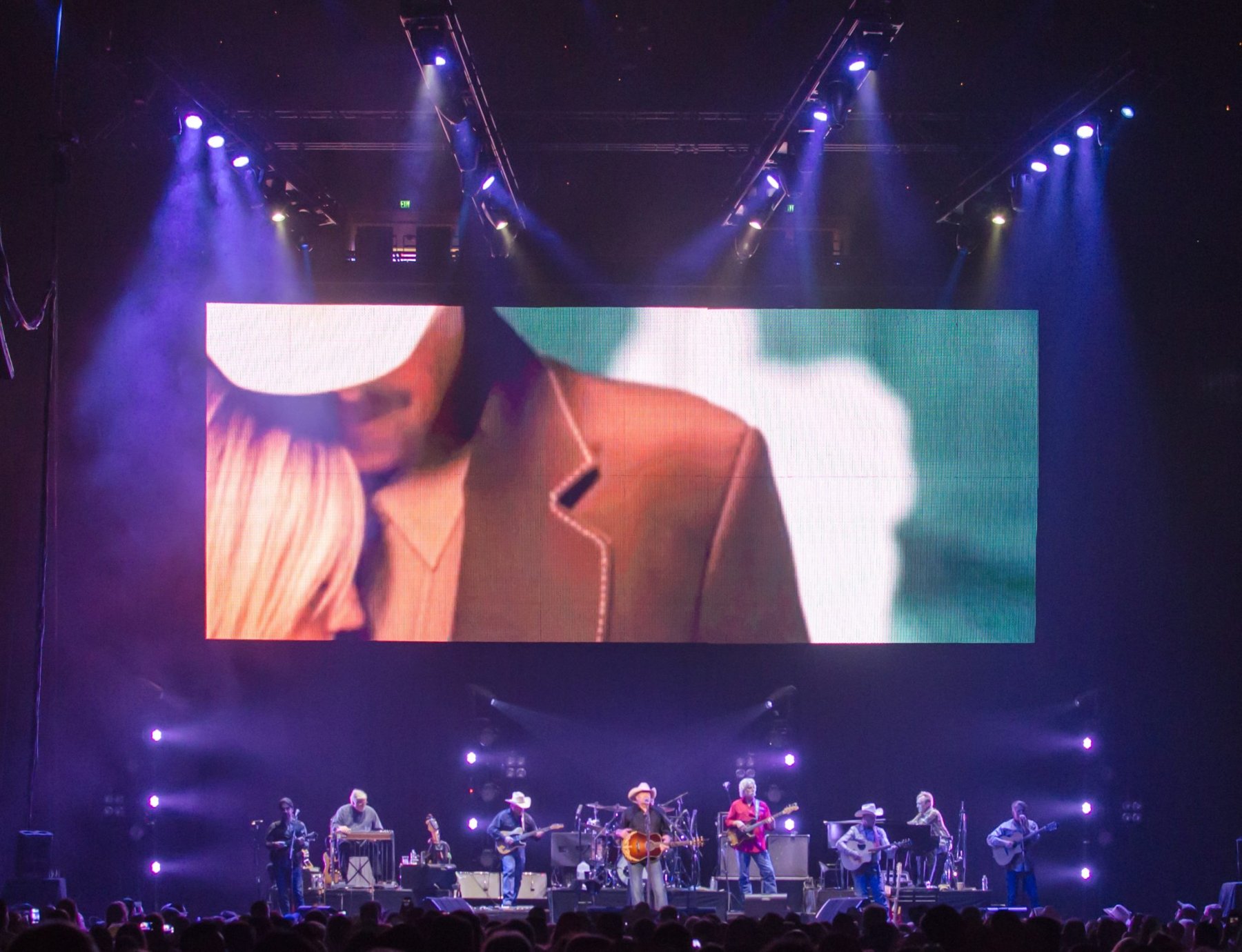 Alan Jackson tour photo
