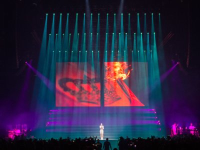 Halsey tour photo