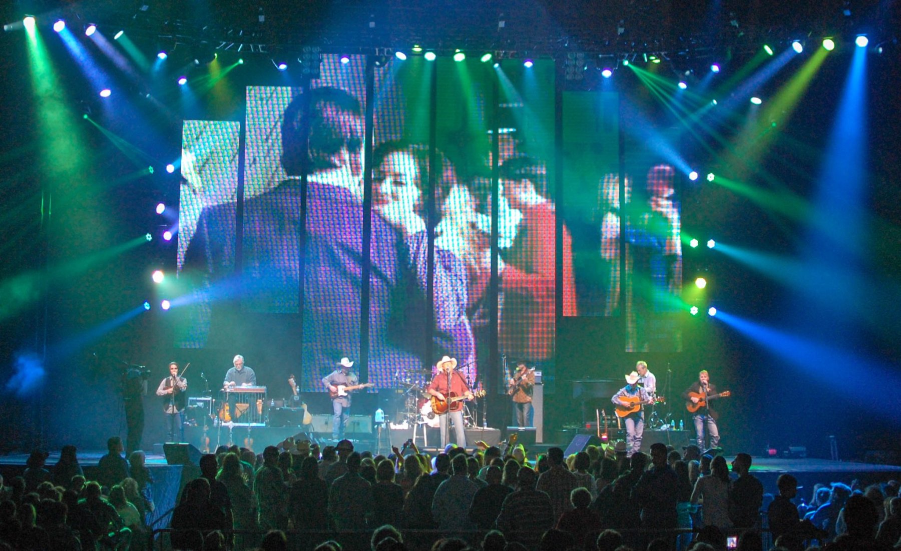 Alan Jackson tour photo