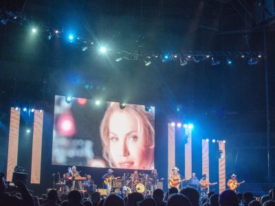 Alan Jackson tour photo
