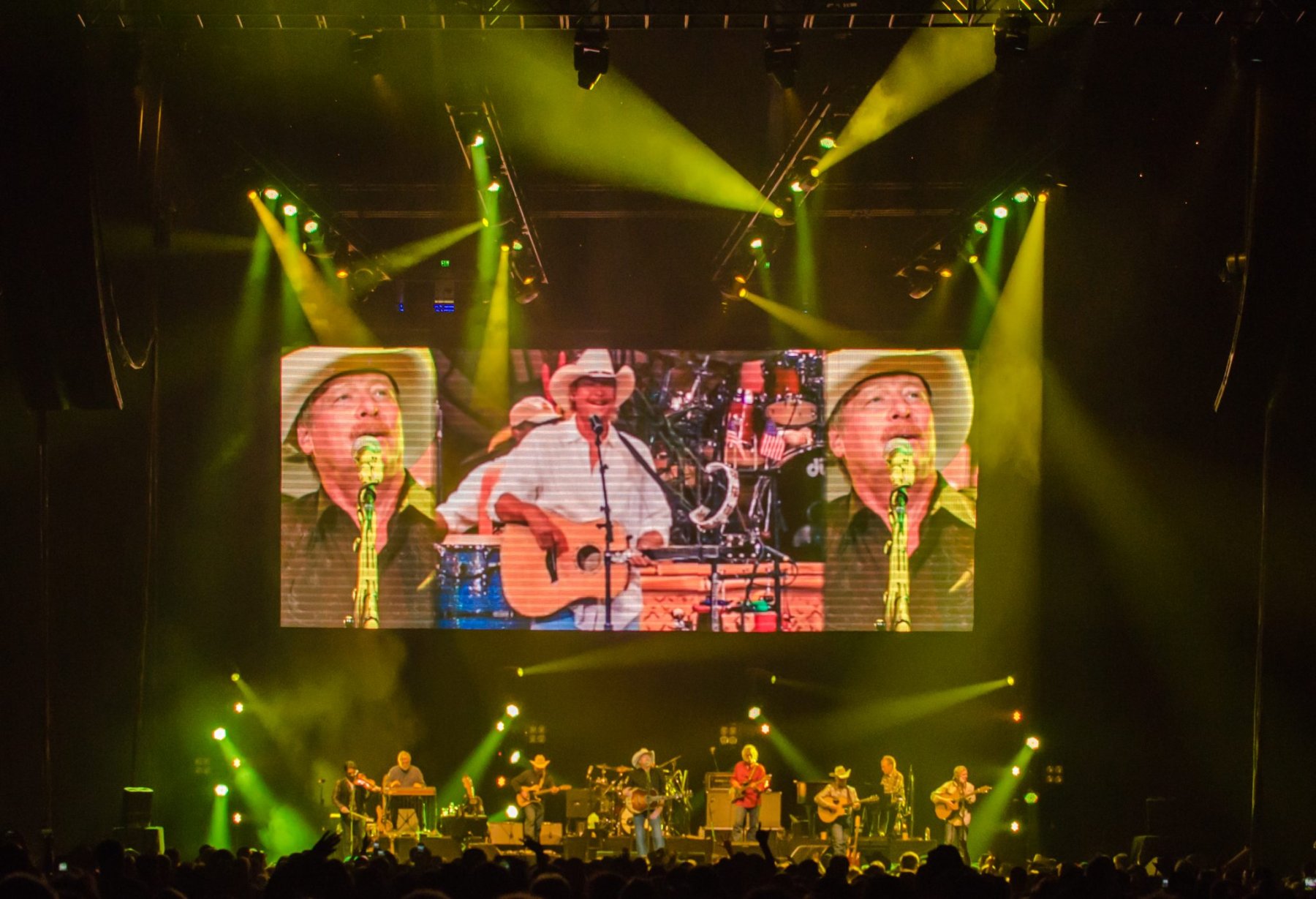 Alan Jackson tour photo