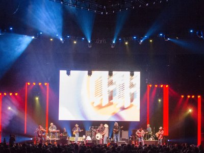 Alan Jackson tour photo
