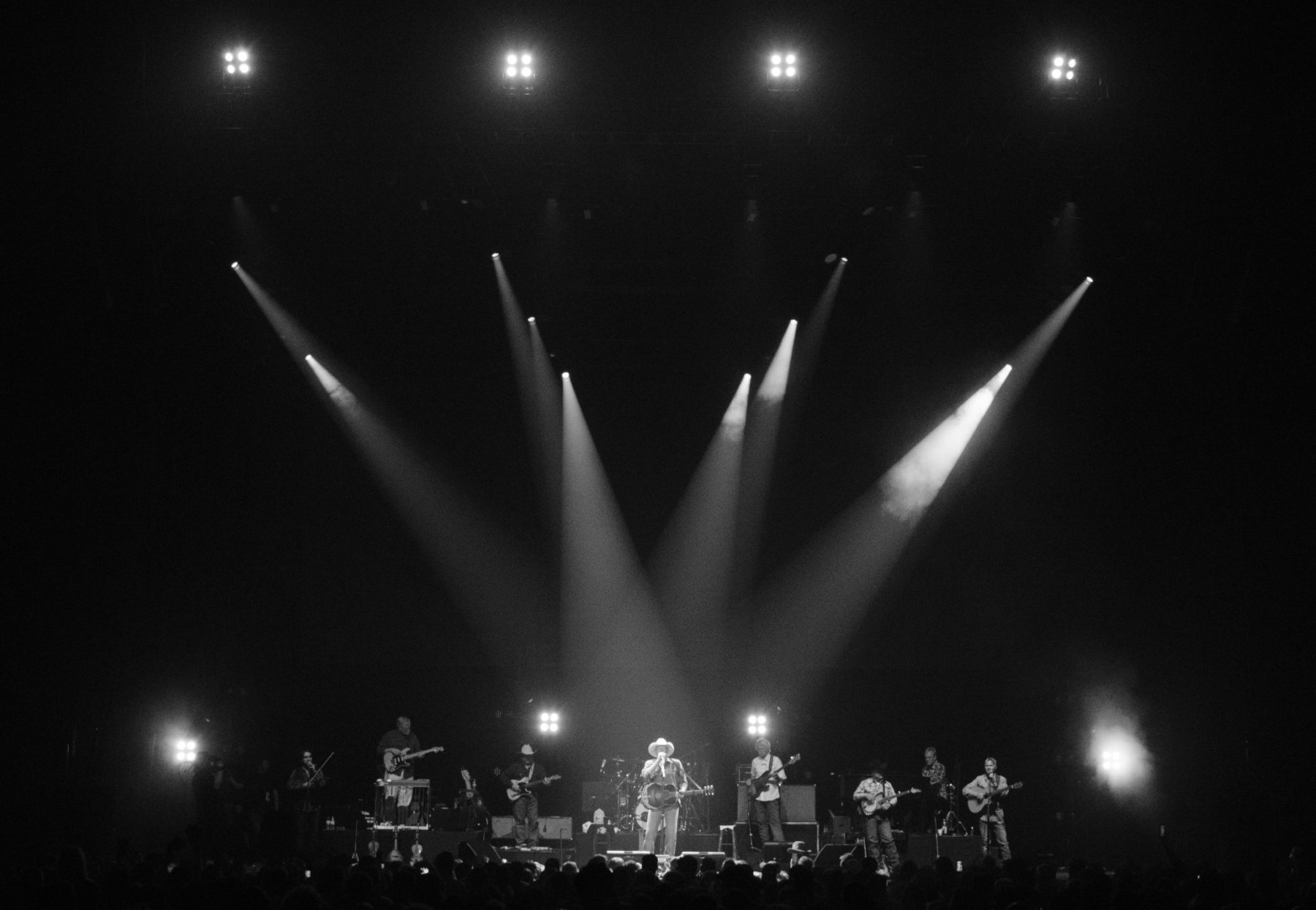 Alan Jackson tour photo