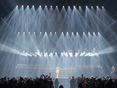 Halsey tour photo