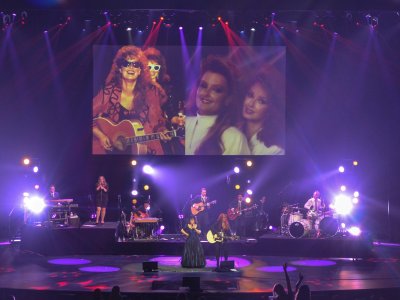 The Judds tour photo