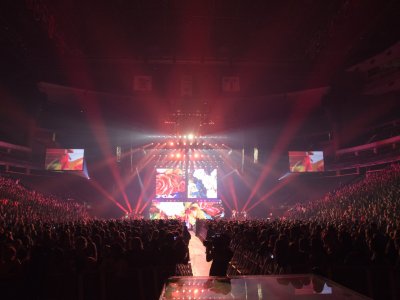 Halsey tour photo