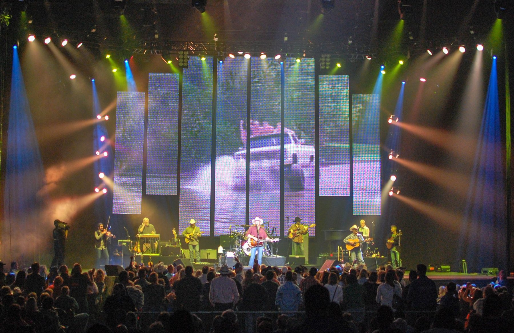 Alan Jackson tour photo