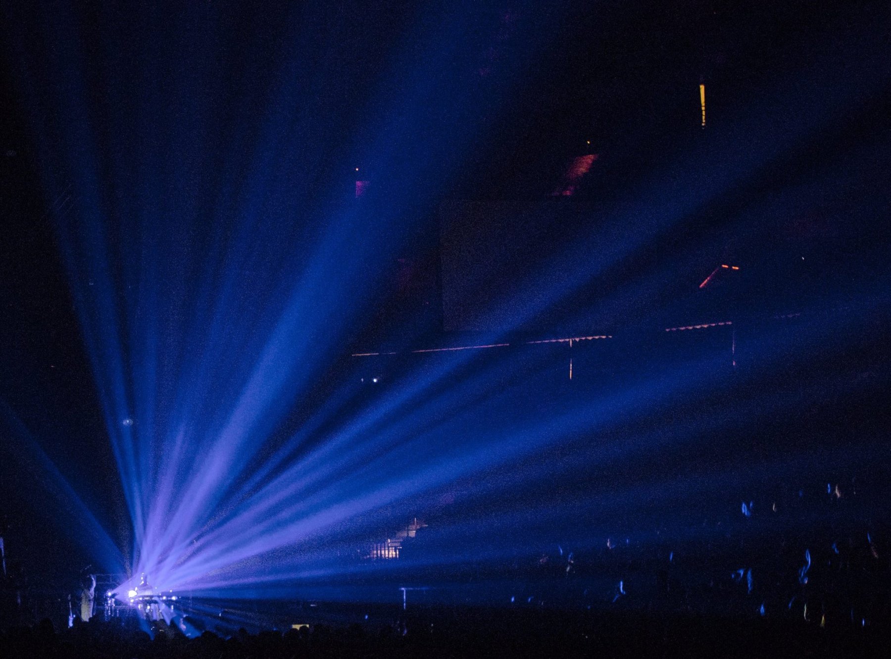Halsey tour photo