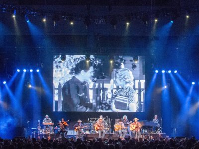 Alan Jackson tour photo