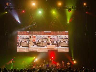 Alan Jackson tour photo