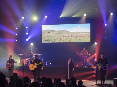 Big Daddy Weave tour photo