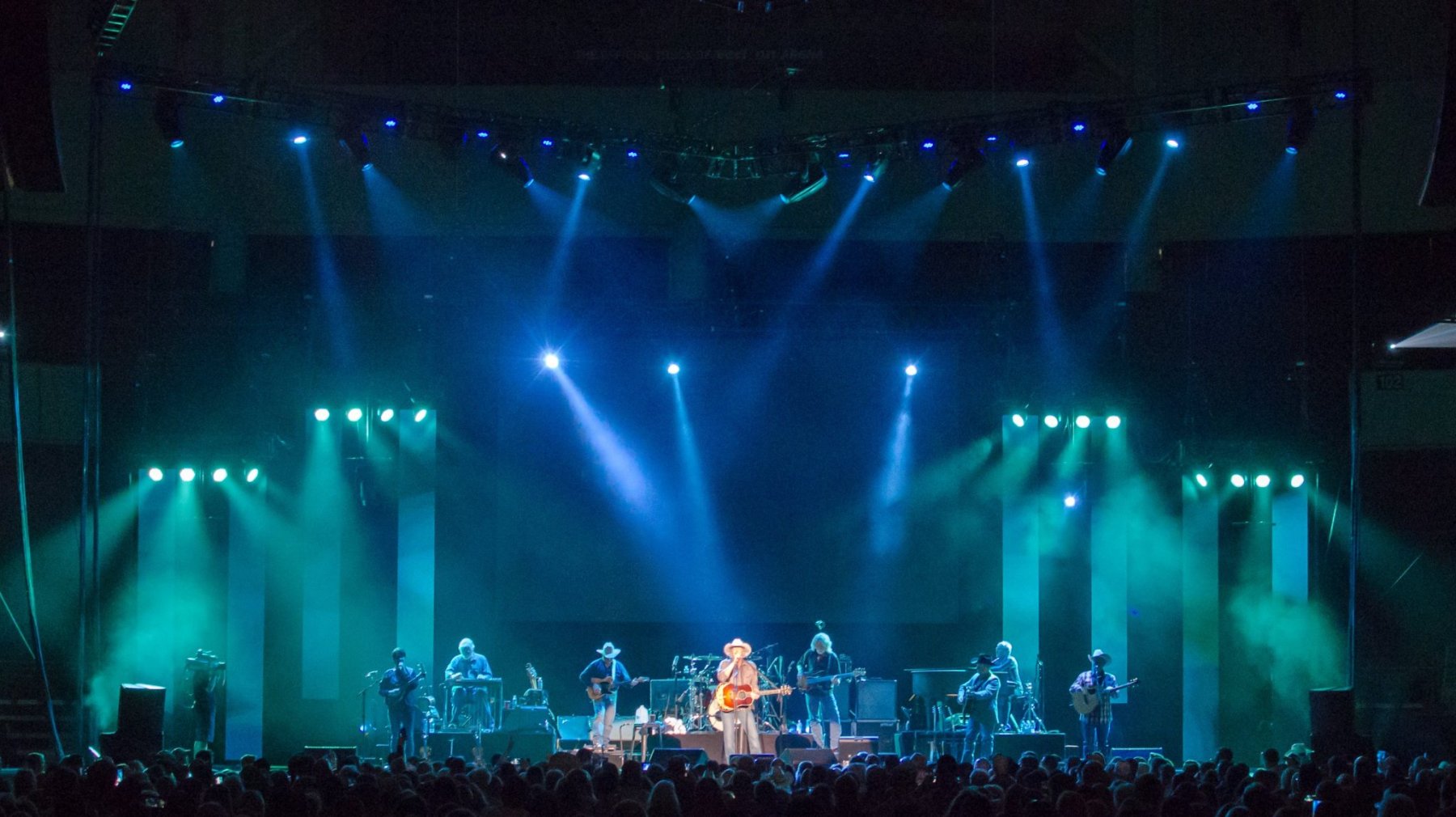 Alan Jackson tour photo