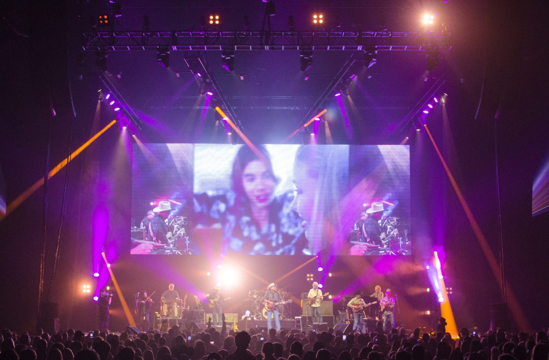 Alan Jackson tour photo