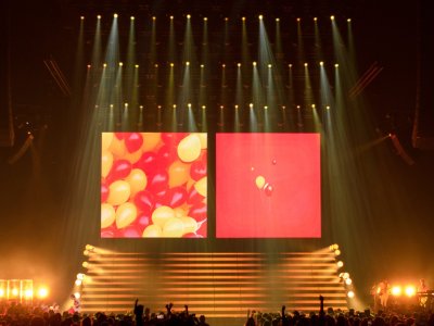 Halsey tour photo