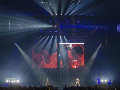 Halsey tour photo