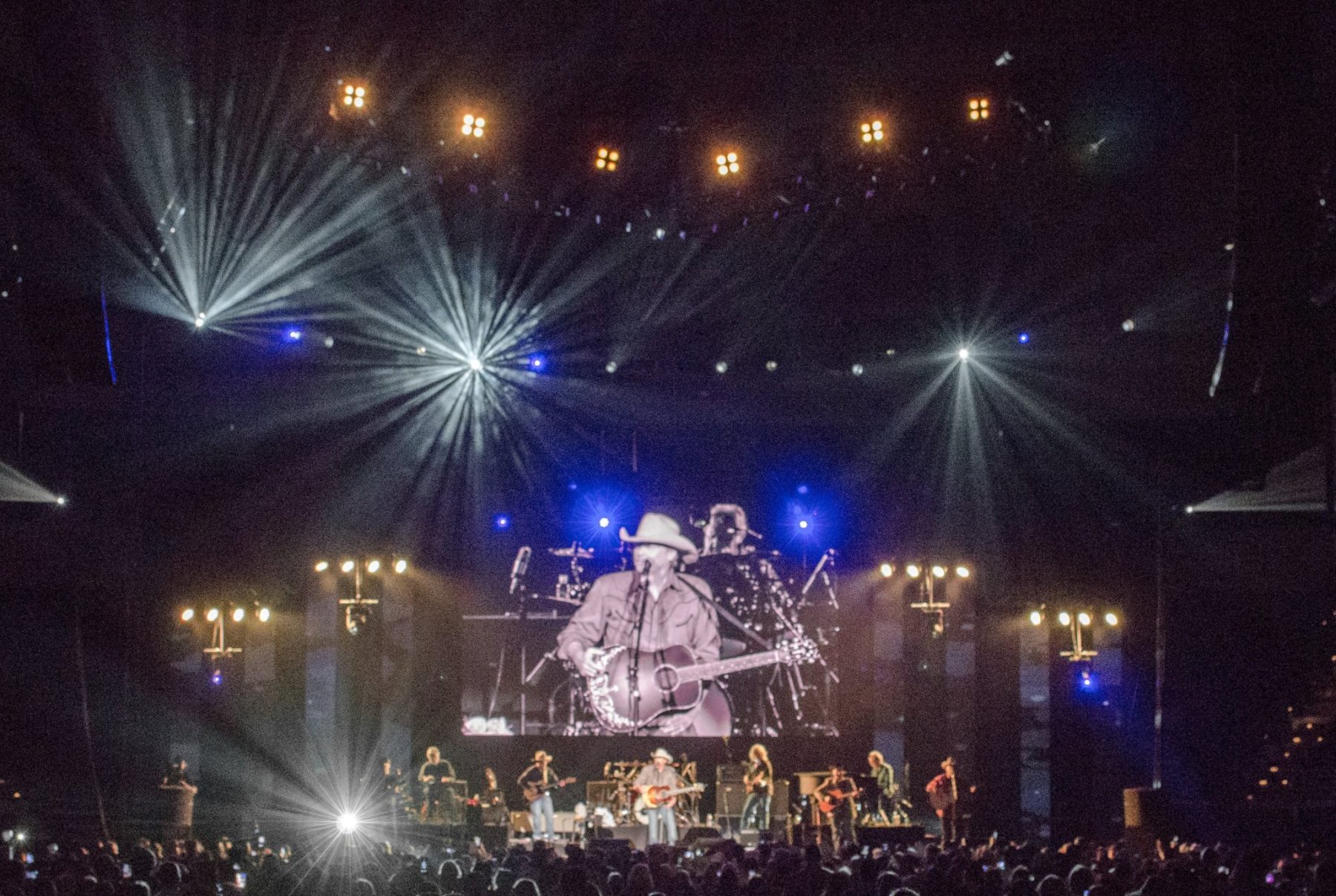 Alan Jackson tour photo