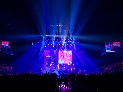 Halsey tour photo