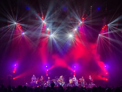 Alan Jackson tour photo