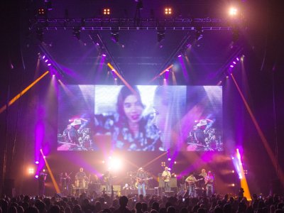 Alan Jackson tour photo