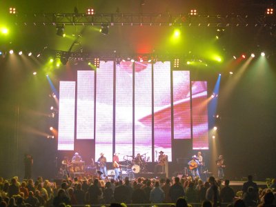 Alan Jackson tour photo