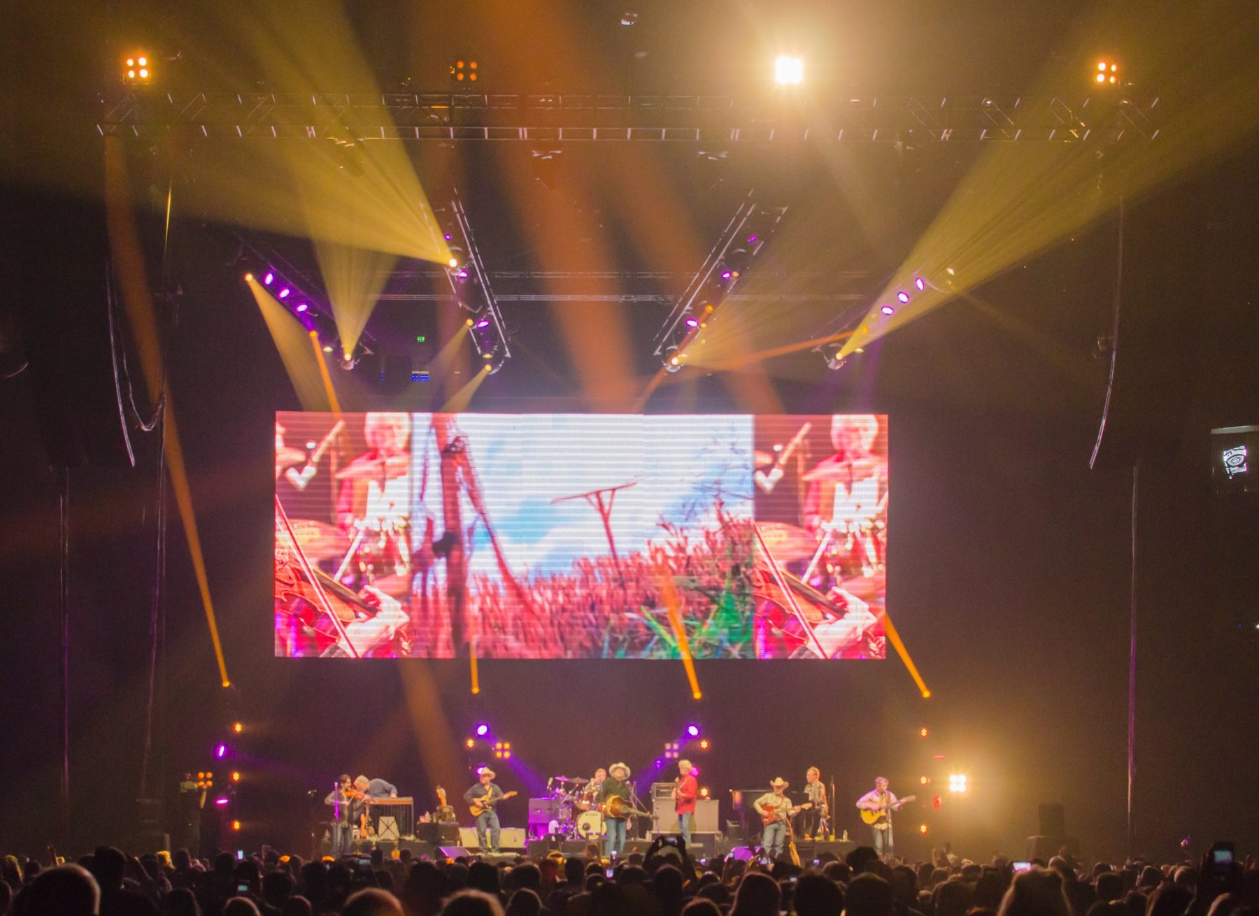 Alan Jackson tour photo