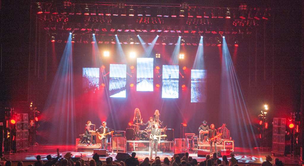 Ronnie Dunn tour photo