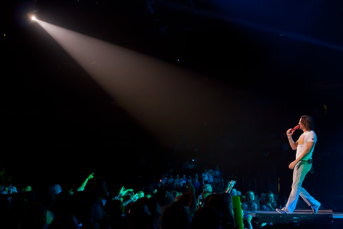 Jake Owen tour photo